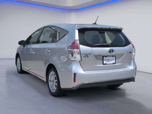 Used 2015 Toyota Prius V Three FWD image 3