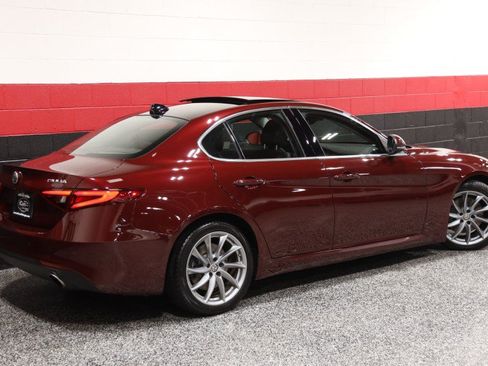 Used 2017 Alfa Romeo Giulia w/ Cold Weather Package RWD image 8
