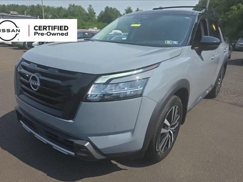 Certified 2023 Nissan Pathfinder Platinum w/ Black Appearance Package AWD/4WD image 1