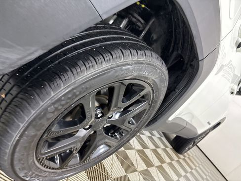 Used 2022 Jeep Renegade Altitude w/ Convenience Group image 34