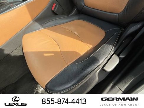 Used 2016 Chevrolet Volt Premier w/ Driver Confidence Package image 21