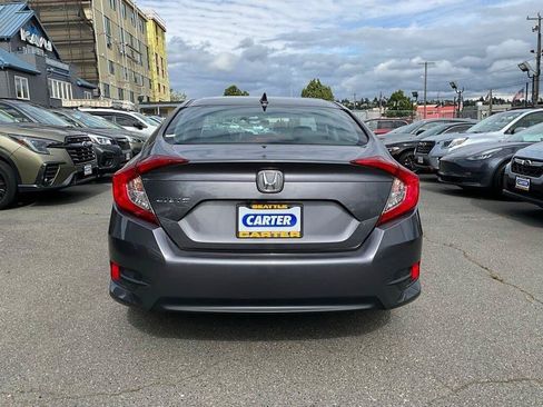 Used 2018 Honda Civic EX image 7