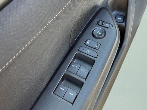 Used 2020 Honda Civic EX image 12