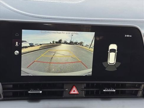 Certified 2024 Kia Sportage EX image 17