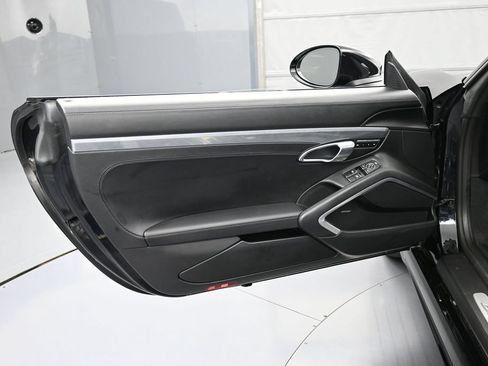 Certified 2024 Porsche 718 Boxster w/ Premium Package RWD image 15