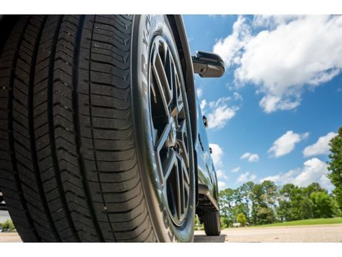 Used 2026 Toyota Tundra Limited RWD image 9