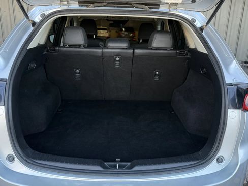 Used 2019 MAZDA CX-5 Touring image 16