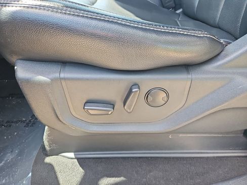 Used 2022 Ford F350 Lariat w/ Tremor Off-Road Package AWD/4WD image 15