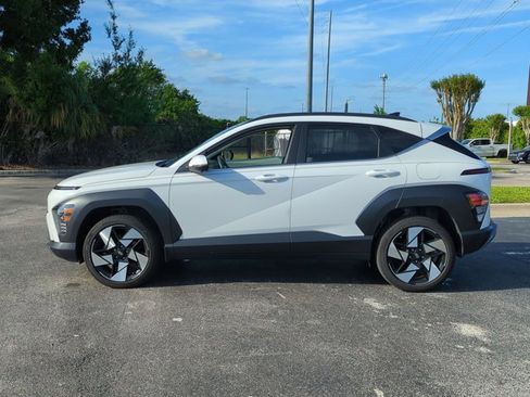 Used 2024 Hyundai Kona Limited image 8