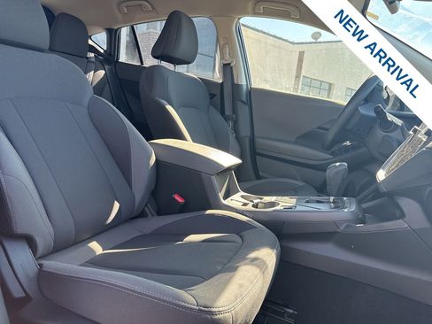 Used 2025 Subaru Crosstrek 2.0i Premium image 9