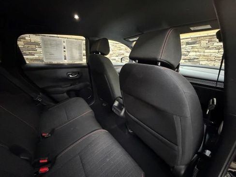 Used 2023 Honda HR-V Sport image 29
