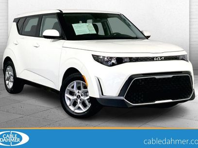 Used 2025 Kia Soul LX