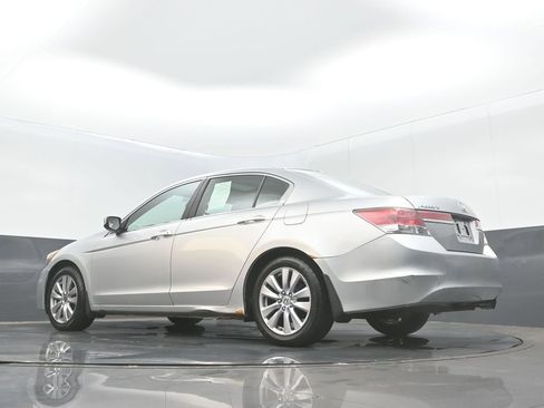 Used 2012 Honda Accord EX-L image 17