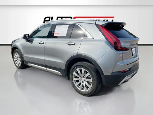 Used 2023 Cadillac XT4 Premium Luxury FWD image 5
