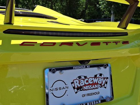 Used 2023 Chevrolet Corvette Stingray Premium Conv w/ Z51 Performance Package RWD image 30