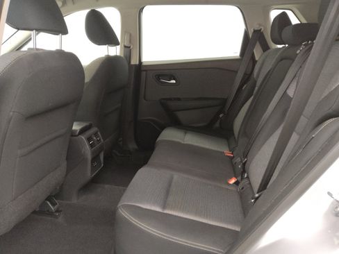 Used 2021 Nissan Rogue SV AWD/4WD image 18