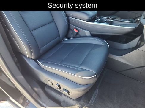 Used 2025 Buick Enclave Sport Touring image 23