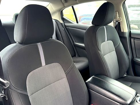 Used 2024 Nissan Sentra SV FWD image 24