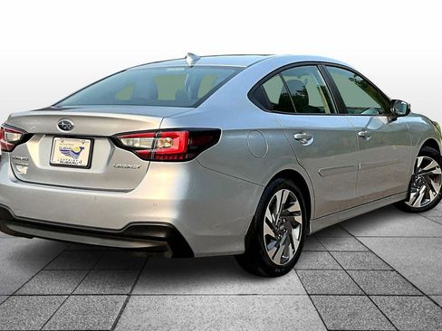 Used 2025 Subaru Legacy Limited image 12