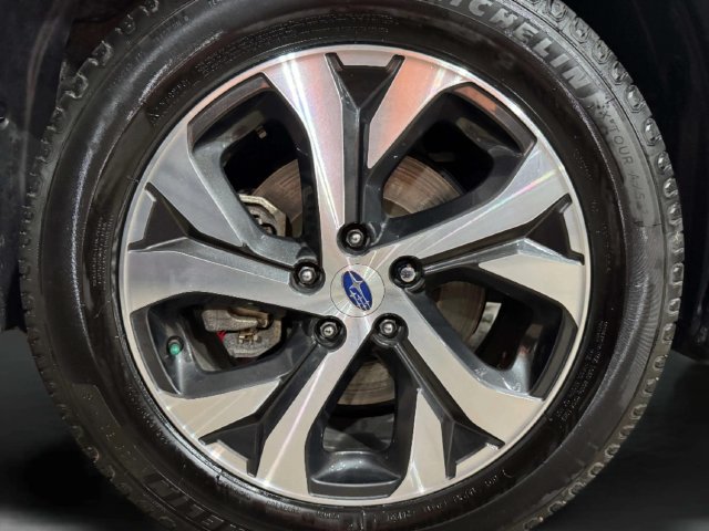 Used 2020 Subaru Outback Touring AWD/4WD image 32