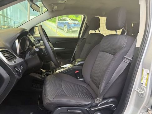 Used 2013 Dodge Journey SXT image 14