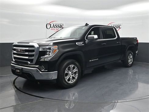 Used 2020 GMC Sierra 1500 SLE w/ SLE Value Package image 3