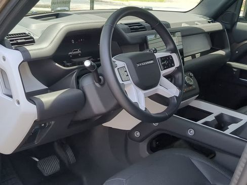 Certified 2025 Land Rover Defender 110 S AWD/4WD image 10
