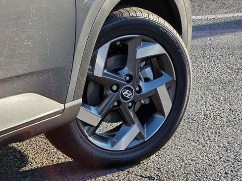 New 2025 Hyundai Venue SEL image 8