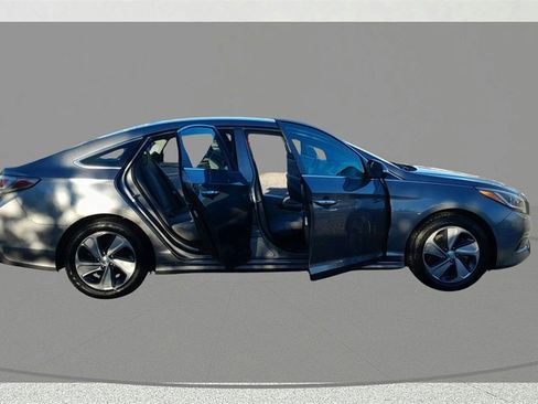 Used 2017 Hyundai Sonata Plug-In Hybrid image 14