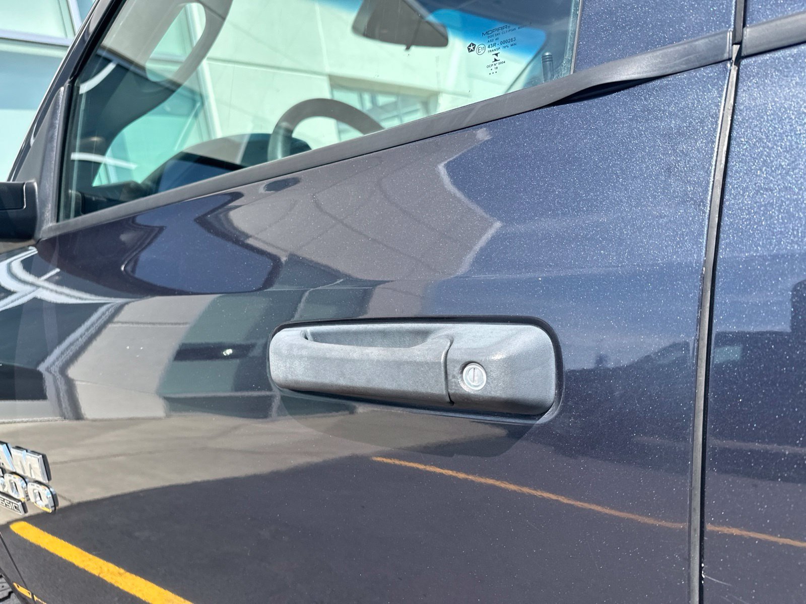 Used 2019 RAM 1500 Express w/ Express Value Package AWD/4WD image 11