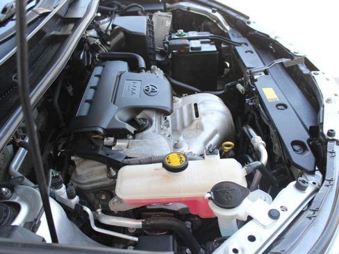 Used 2015 Toyota RAV4 XLE AWD/4WD image 36