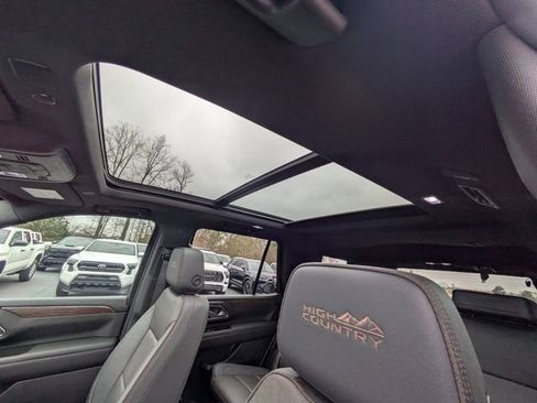 Used 2024 Chevrolet Tahoe High Country image 22