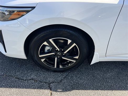 Certified 2025 Nissan Sentra SV image 23