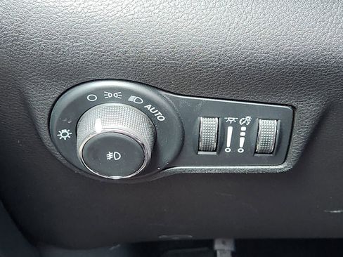 Used 2024 Jeep Compass Latitude w/ Convenience Group image 26