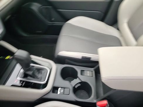 Certified 2025 Subaru Forester Limited image 28