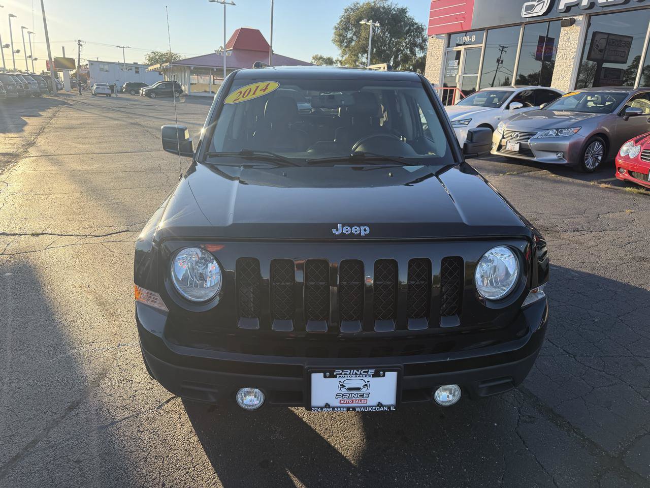 Used 2014 Jeep Patriot High Altitude FWD image 2