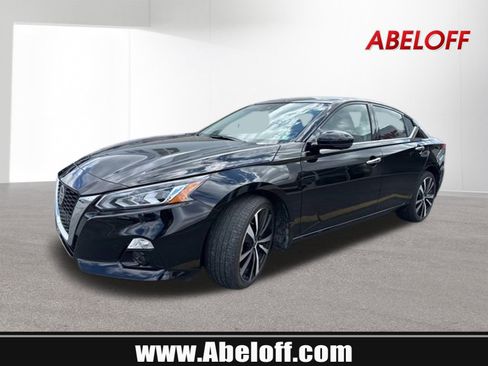 Used 2022 Nissan Altima 2.5 Platinum AWD/4WD image 1