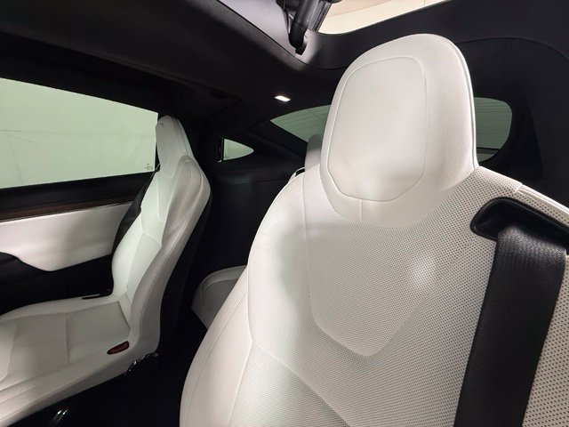Used 2023 Tesla Model X AWD/4WD image 24