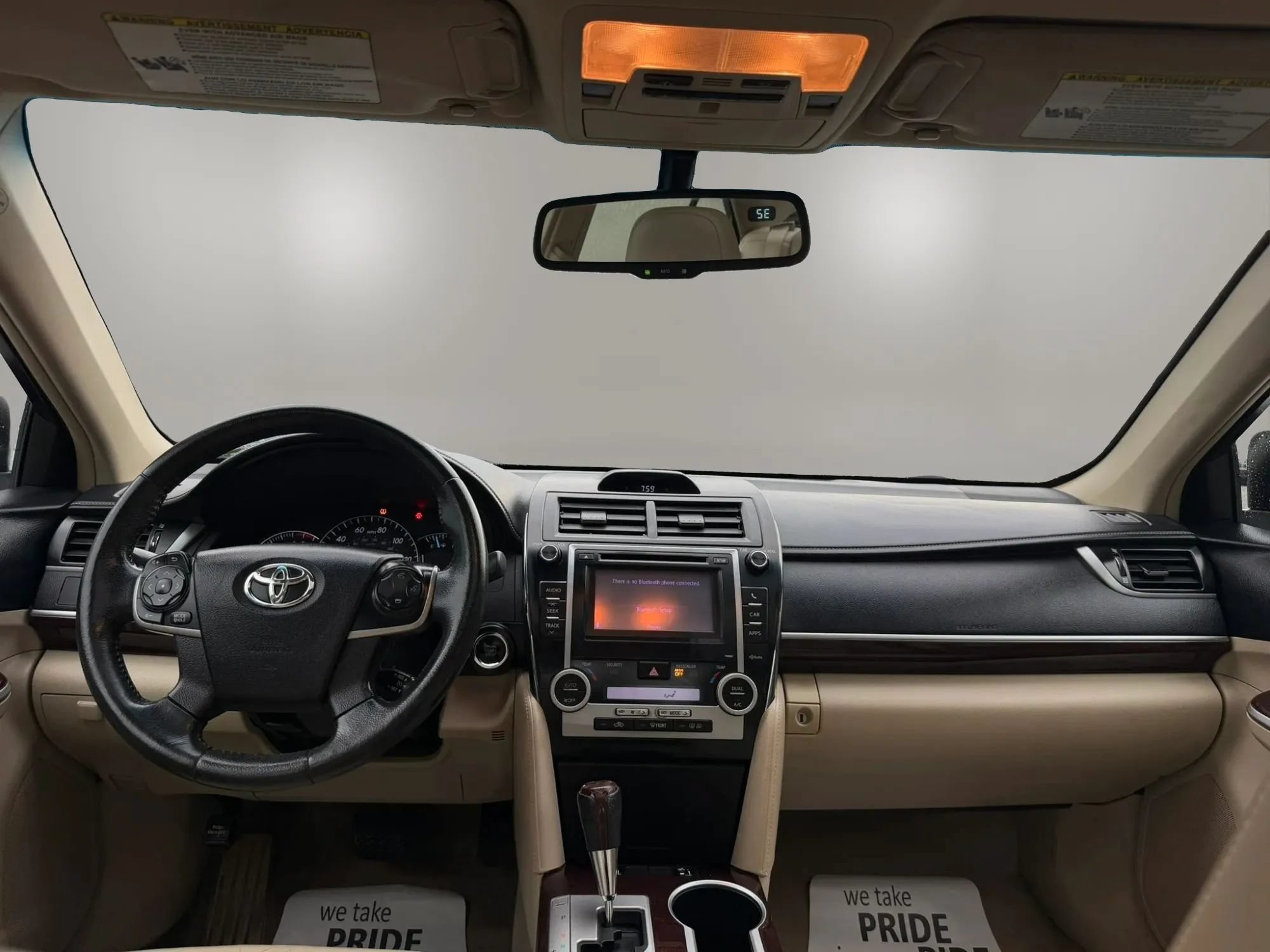 Used 2012 Toyota Camry XLE w/ Leather Pkg FWD image 14