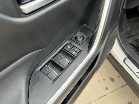 Used 2024 Toyota RAV4 XLE Premium image 14