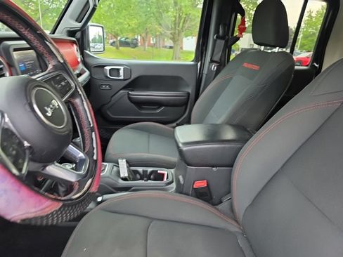 Used 2018 Jeep Wrangler Unlimited Rubicon AWD/4WD image 24