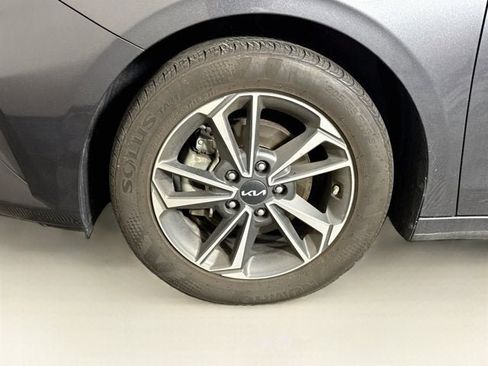 Certified 2023 Kia Forte LXS FWD image 26