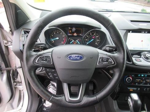 Used 2018 Ford Escape Titanium image 18