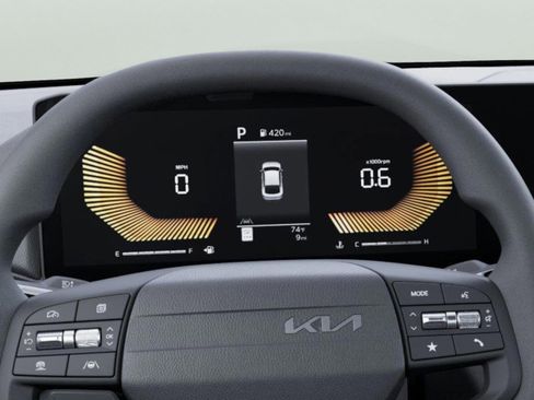 New 2026 Kia K4 LXS image 21