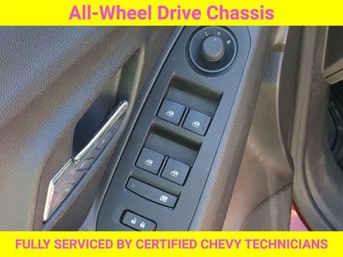 Used 2022 Chevrolet Trax LT w/ Driver Confidence Package AWD/4WD image 26