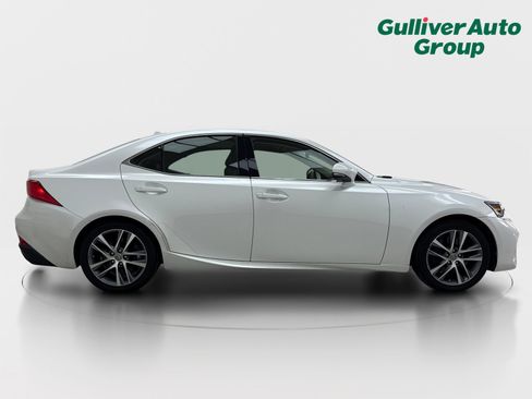 Used 2019 Lexus IS 300 w/ Accessory Package 2 RWD image 10