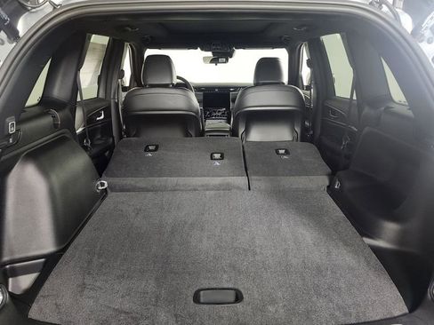 New 2025 Jeep Grand Cherokee Limited w/ Trailer Tow Package image 11