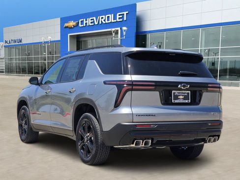 New 2027 Chevrolet Traverse LT w/ Midnight/Sport Edition FWD image 4