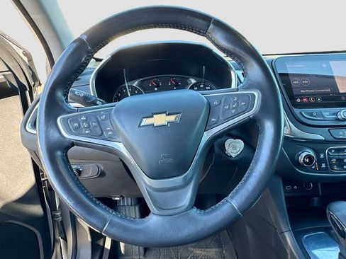 Used 2022 Chevrolet Equinox LT image 11