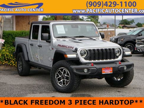 Used 2024 Jeep Gladiator Rubicon w/ Convenience Group image 1